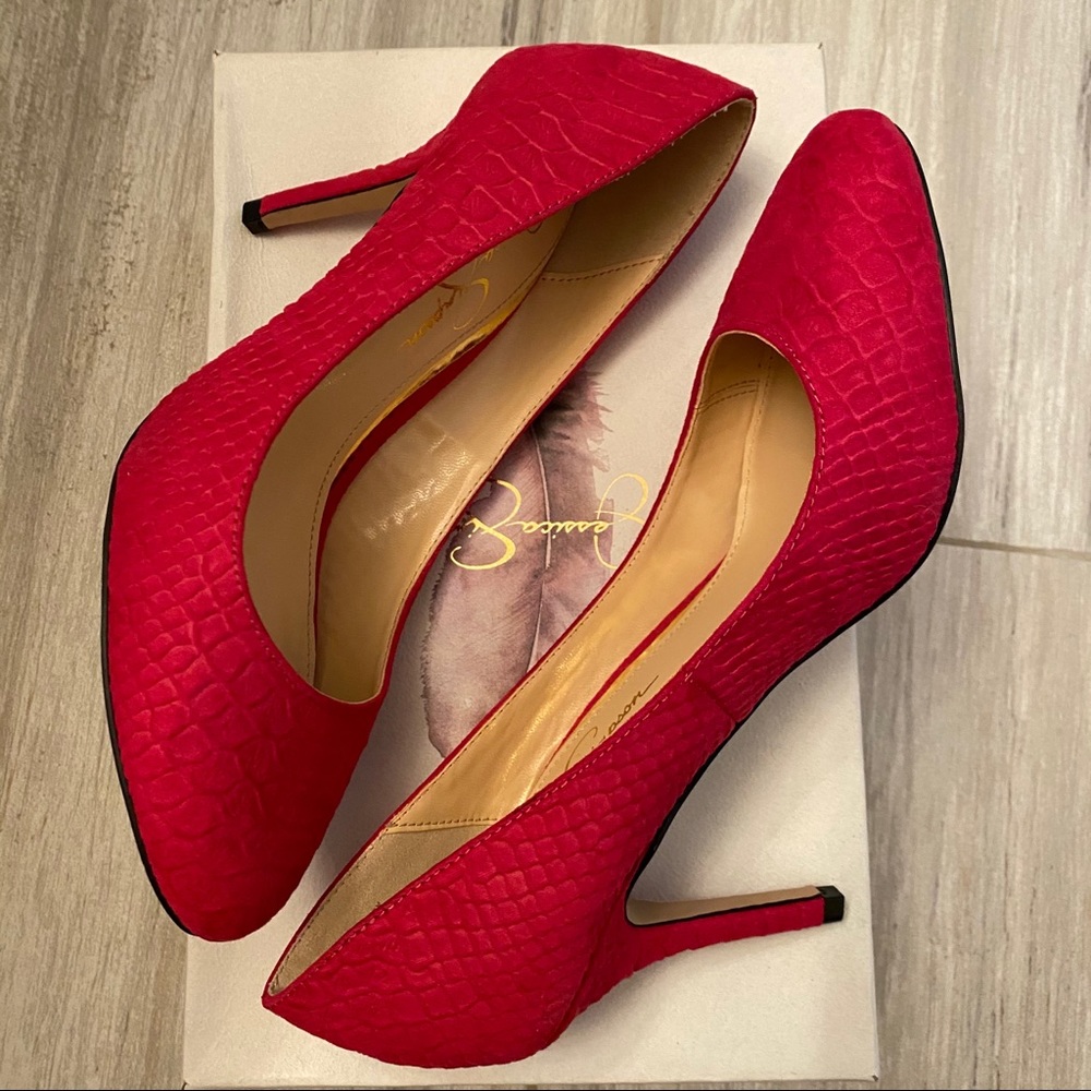 NIB Jessica Simpson Jesy Pumps Fushia